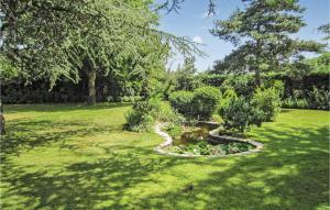 Stunning Home In Cézac
