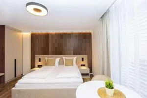 Hotel TwentyFour Living - Dettingen an der Erms