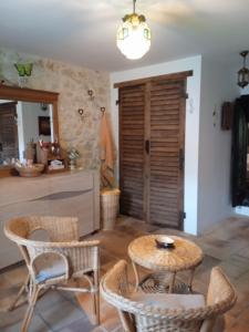 B&B / Chambres d'hotes chez Karine : photos des chambres