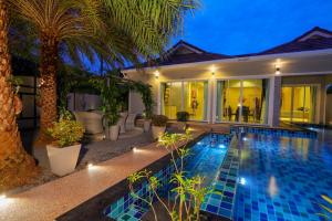 3 Bedroom Platinum Pool Villa Smooth as Silk