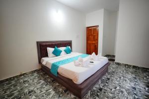 Sunset & Waves Resort, Mandrem Beach