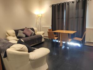 City Centre 2 bedrooms 2 Ensuite Flat free parking