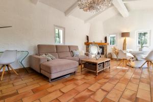 Villas La Dolce Villa 11 persones Private Pool beautiful Landscaped Garden : photos des chambres