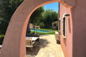 Villas La Dolce Villa 11 persones Private Pool beautiful Landscaped Garden : photos des chambres