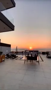 Follow Sea Villa - Ath Thughrah