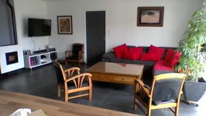 TY SAM - 2 Appartements dont 1 Grande Terrasse vue mer proche plages et commerces : photos des chambres