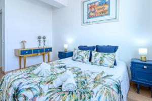 Faro Center with AC & WiFi