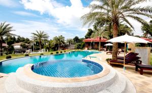 Lanta Lapaya Resort