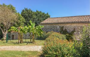 Maisons de vacances Stunning home in CAUZAC with WiFi and 4 Bedrooms : photos des chambres