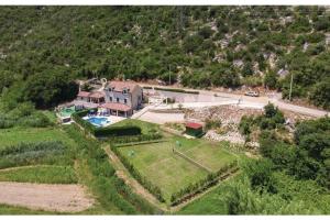 Villa Heart of Stone