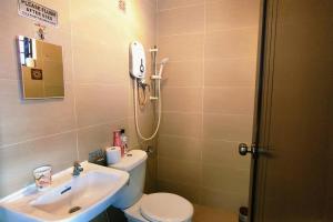46 Jb Tmn Century 5Room 18pax near CIQ KSL Mall