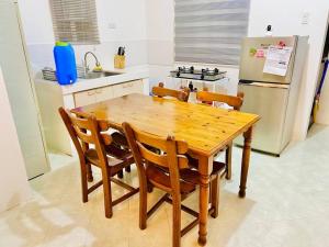 Awesome 2 bedrooms, living & dining area