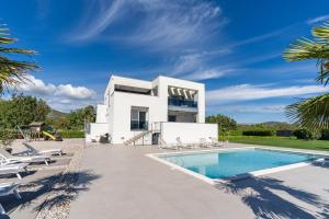 Villa Marijeta exclusive 5 star villa with 50sqm private pool, 6 bedrooms and playroom