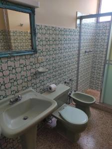 Hospédate con Comodidad-Streaming-Vista-Ubicación)