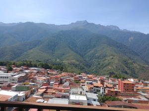 Hospédate con Comodidad-Streaming-Vista-Ubicación)