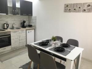 Апартамент Рози