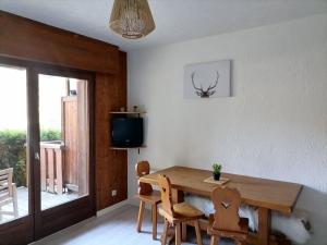 Saint-Gervais, appart cosy, piscine & pied des pistes