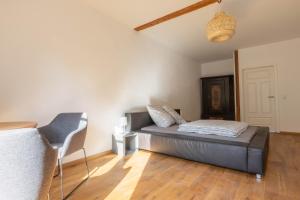 Designwohnung auf Gutshof mit Sauna zw. LDD