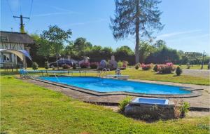 Maisons de vacances Beautiful home in Le Theil-en-Auge with Outdoor swimming pool, Heated swimming pool and 1 Bedrooms : photos des chambres