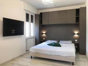 Zeus-08: Splendido monolocale, zona San Siro