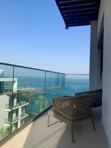 Ocean Mountain View Apartment at The Address Fujairah - 艾阿卡