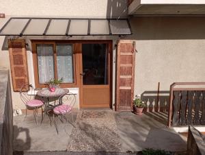 Appartements AUX 4 SAISONS : photos des chambres