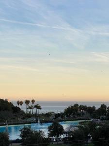 Lovely 3 bedroom duplex with pool & great sea view