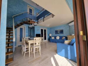 Sea and Monaco Charme view on the beach