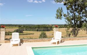 Maisons de vacances Stunning Home In Saint-mard-de-guron With 6 Bedrooms, Jacuzzi And Heated Swimming Pool : photos des chambres