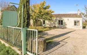 Maisons de vacances Nice Home In Saint-Meard-De-Gurcon : photos des chambres