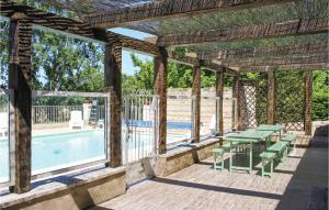 Maisons de vacances Nice Home In Saint-Meard-De-Gurcon : photos des chambres