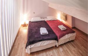Maisons de vacances Nice Home In Saint-Meard-De-Gurcon : photos des chambres