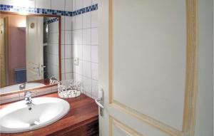 Maisons de vacances Nice Home In Saint-Meard-De-Gurcon : photos des chambres