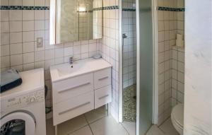 Maisons de vacances Nice Home In Saint-Meard-De-Gurcon : photos des chambres