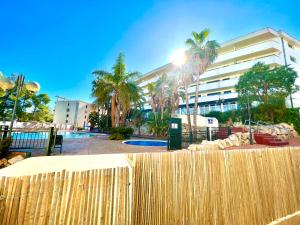 Precioso apartament familiar en complejo Festival Village a 5 min Port Aventura