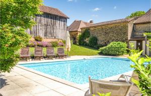 Maisons de vacances Beautiful home in Montferrand-du-Perigor with Outdoor swimming pool, WiFi and 6 Bedrooms : photos des chambres