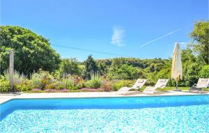 Maisons de vacances Beautiful Home In Montferrand-du-perigor With Wifi : photos des chambres