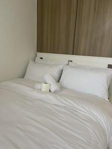 Staycation Mandaluyong Fame residences greenfield district by darpm - Aparthotels, Manila