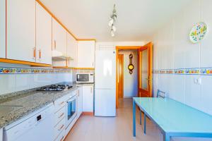 Balcón del Mar Sunny Apartment