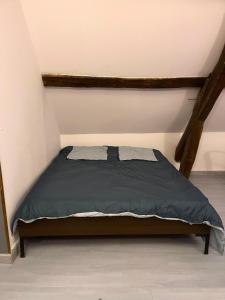 Appartements Chablis: grand studio en plein centre ville : photos des chambres