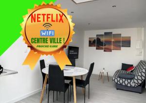 Appartements Grand T2 Jardin Wifi Parking Proche Gare : Appartement - Vue sur Jardin