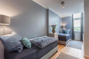 The Paul II - stylish & central 3 BR apartment, group & family friendly, 4- 6 Guests