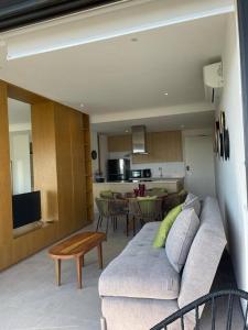 Aria Ocean lindo departamento a pie de playa