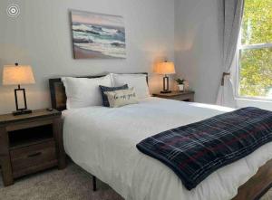 Brand New Luxury home 2022-Hot Tub-Pet Friendly