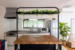 ペットと泊まれる4LDK貸別荘 BBQ可 満点の星空に囲まれた御用邸付近の非日常空間 駐車場3台 s01