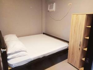 Minimalist 2 bedroom house