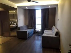 Hotel The Legend - كانبور