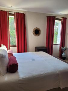 Villas Villa la Bastide - French Riviera on the waterfront : photos des chambres