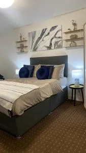 Bv Homely Studio Fourteen At Deighton Huddersfield - Kirkheaton