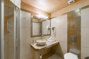 Studio Apartment (3 Adults) room in Burkaty